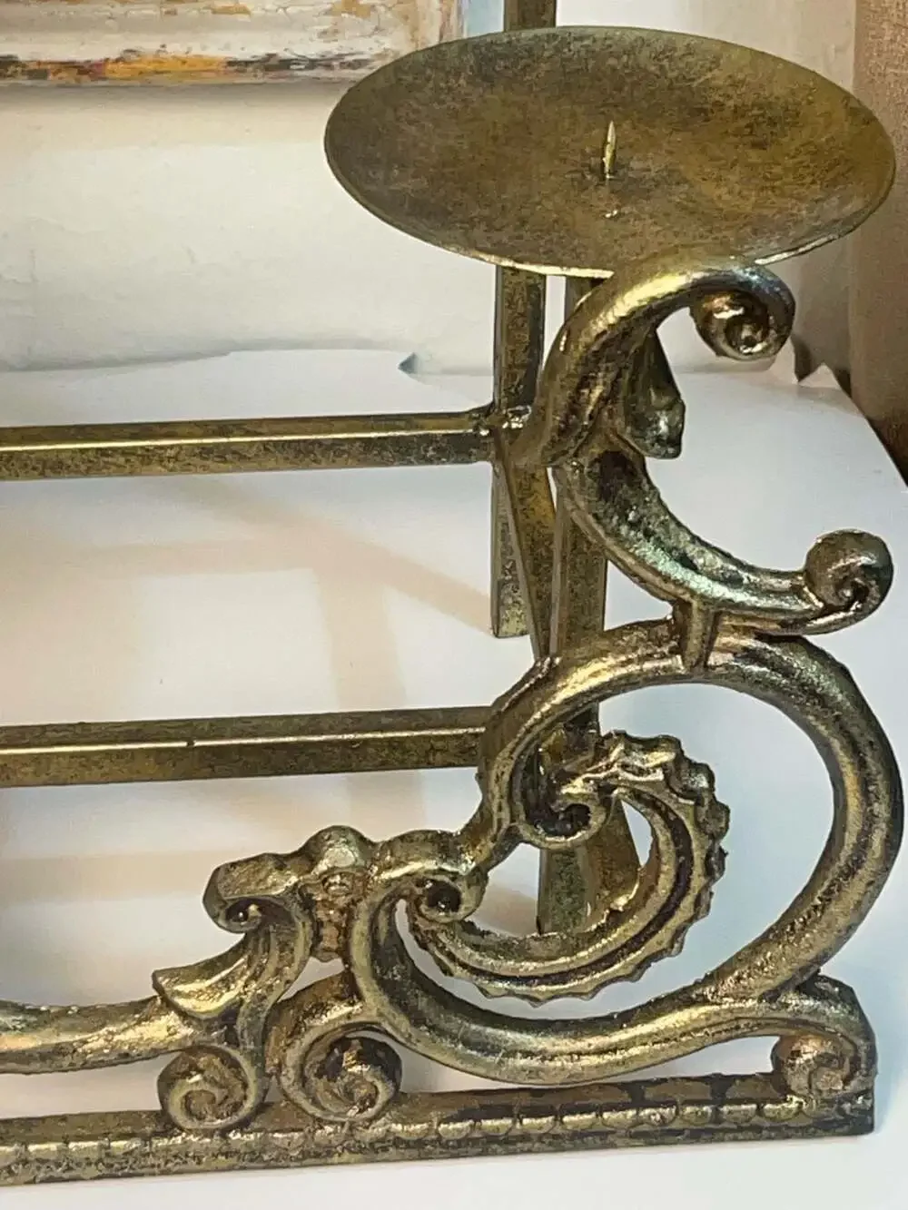 Hollywood regency Ornate Gold Metal 6-Candle Candelabra Centerpiece home staging